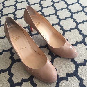 Christian Louboutin Used Nude Patent Leather Round-Toe Pumps
